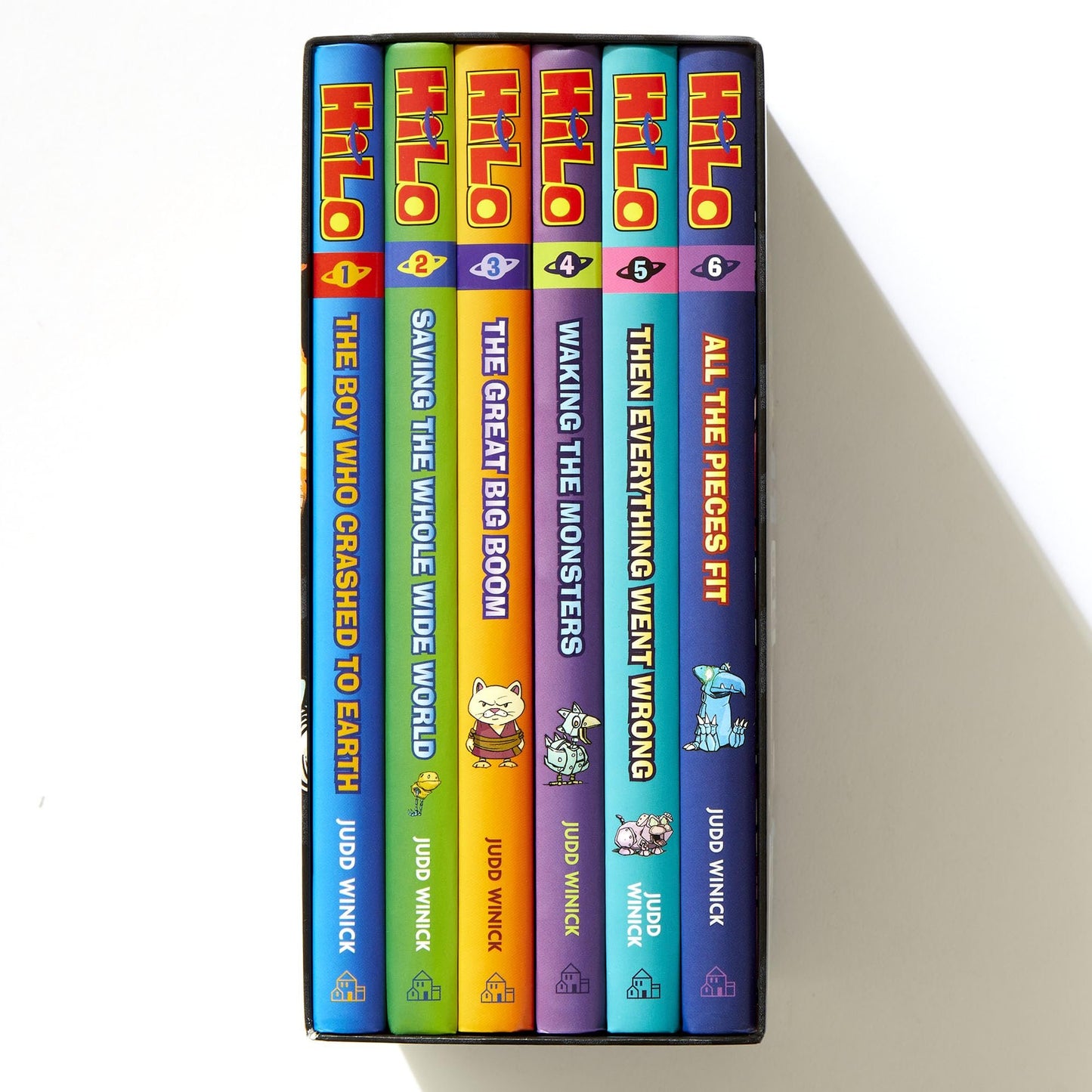 Hilo: The Great Big Box (Books 1-6): (A Graphic Novel Boxed Set)