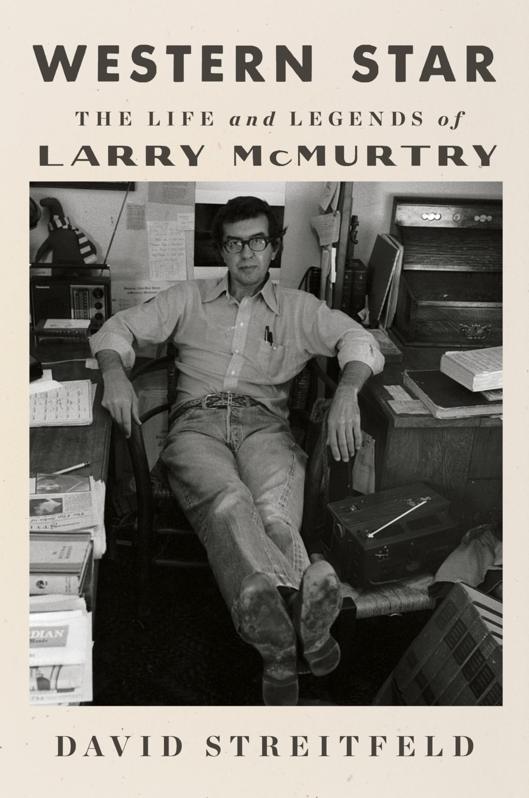 Western Star: The Life and Legends of Larry McMurtry – An Intimate Biography of the Pulitzer and Oscar-Winning Texas Icon Behind Lonesome Dove and Brokeback Mountain - Myte Books