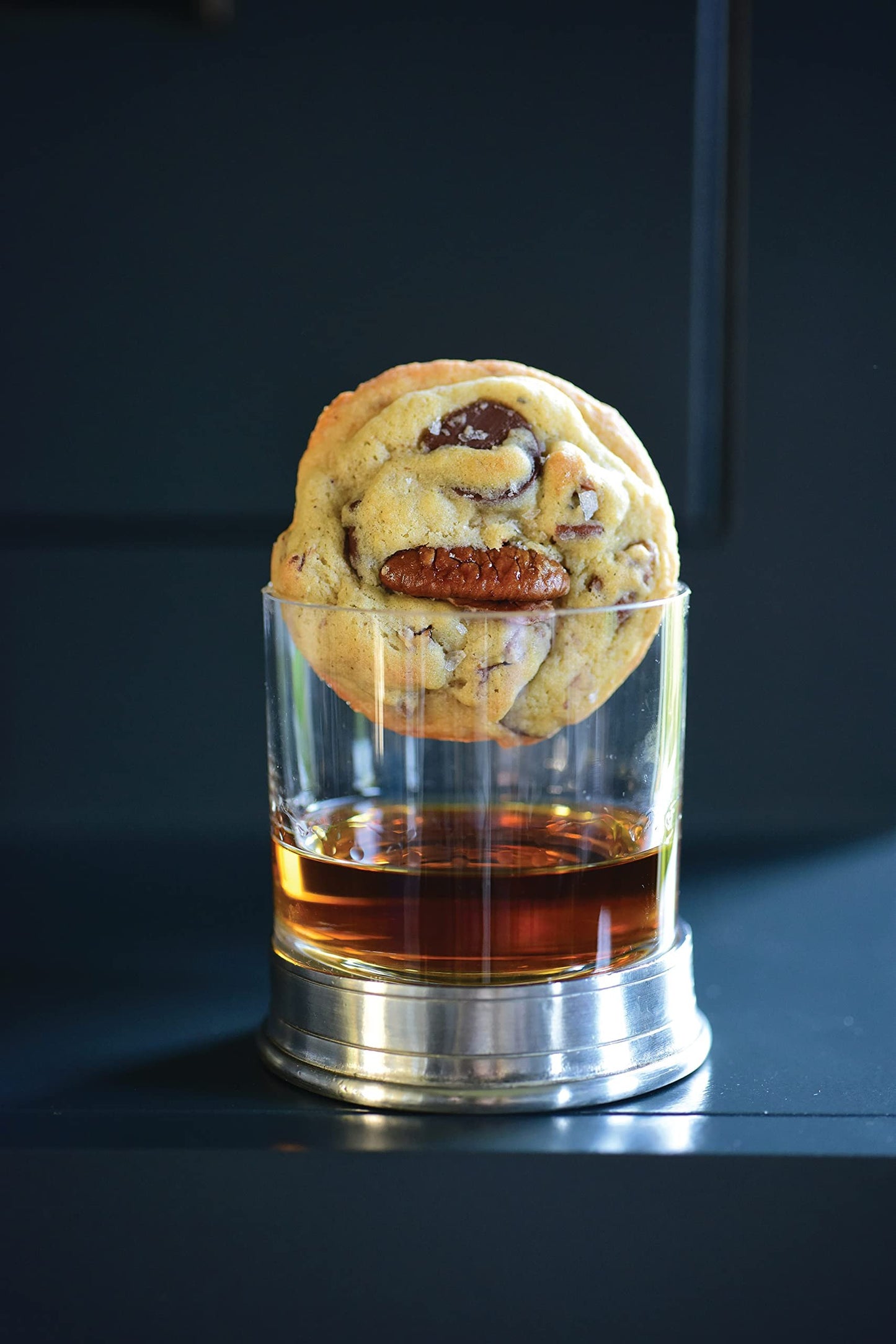 The Chocolate Chip Cookie Book: Classic, Creative, and Must-Try Recipes for Every Kitchen