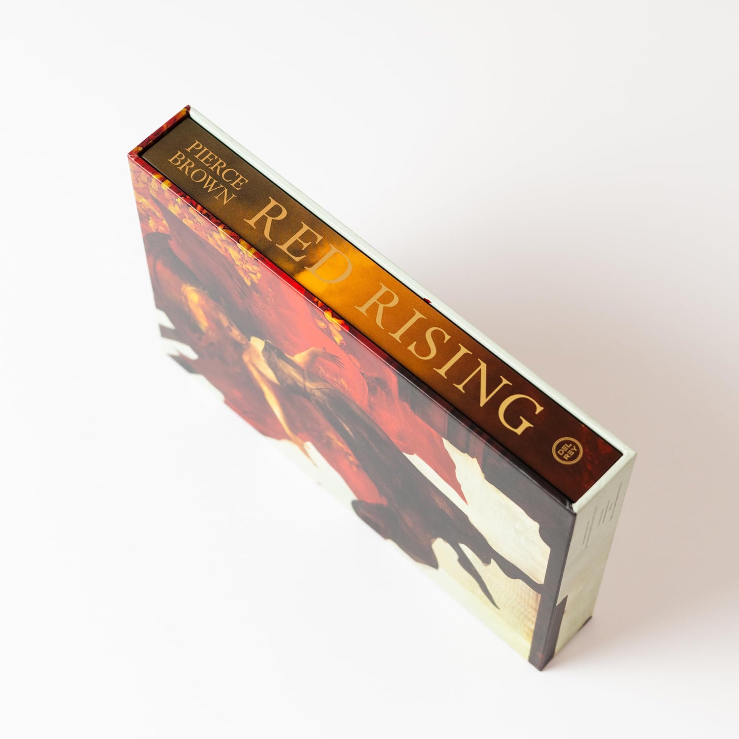 Red Rising (Deluxe Slipcase Edition) (Red Rising Series)